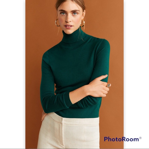 Green Turtleneck Sweater. - Picture 2 of 7